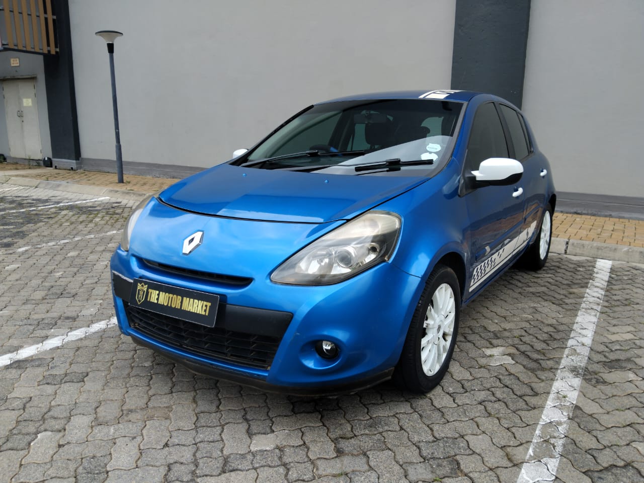 2010 Renault Clio III 1.6 S 5-dr